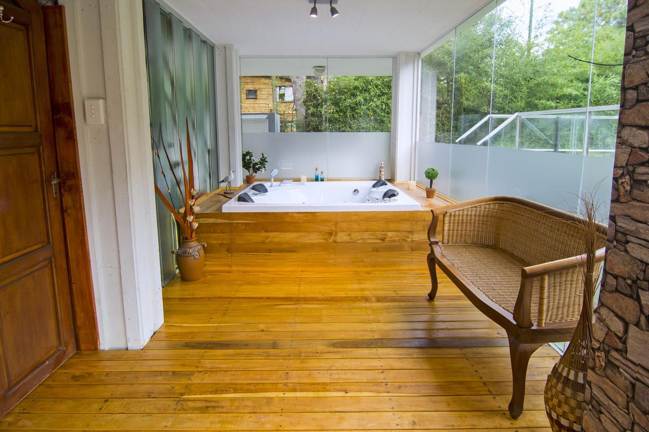 Suites del Bosque Pinamar Exterior foto